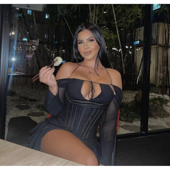 HOUSE OF CB Gianna Corset Silk Long Sleeve Dress in Black Size Small - Picture 2 of 16